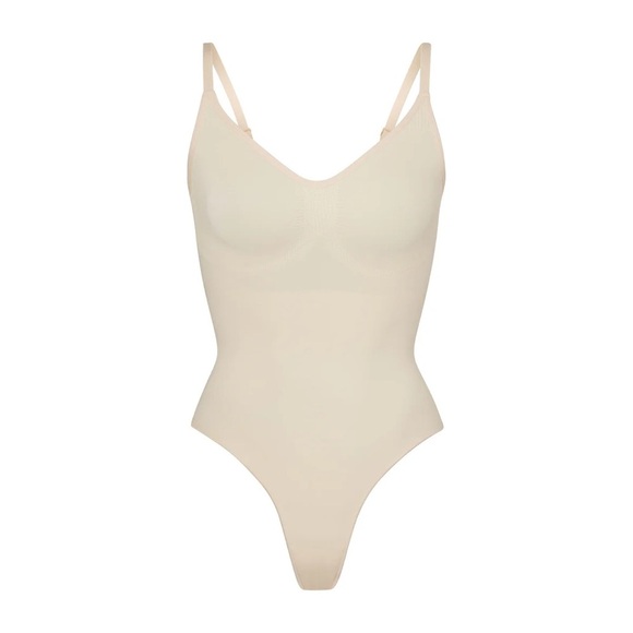 Skims Shapewear Bodysuit Seamless thong Back New XS - Picture 2 of 6